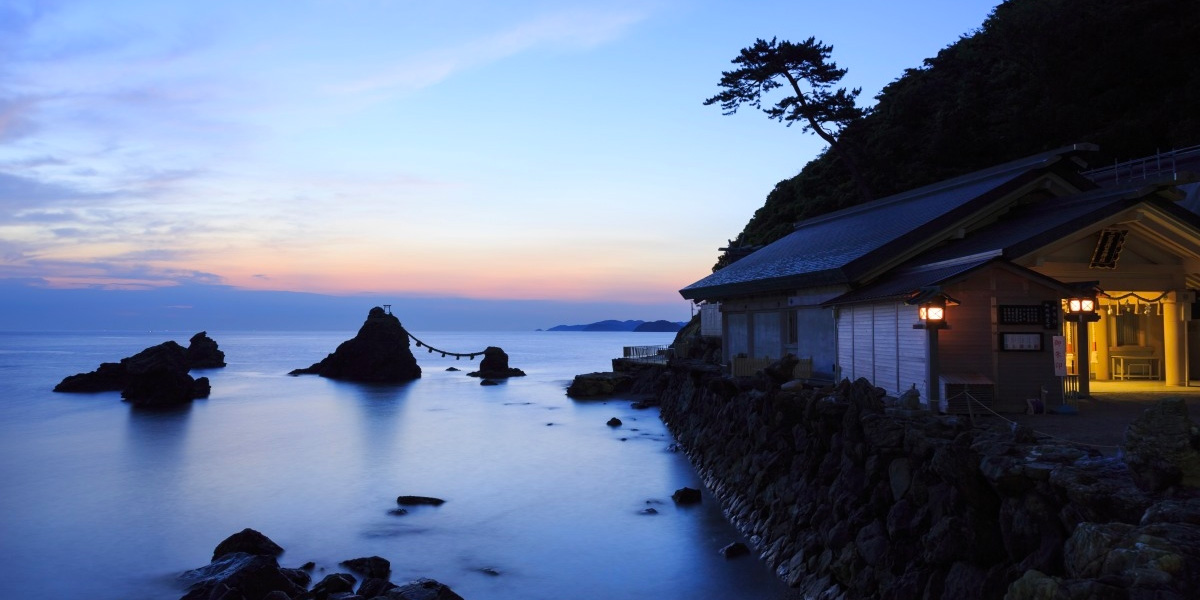 二見浦夫婦岩