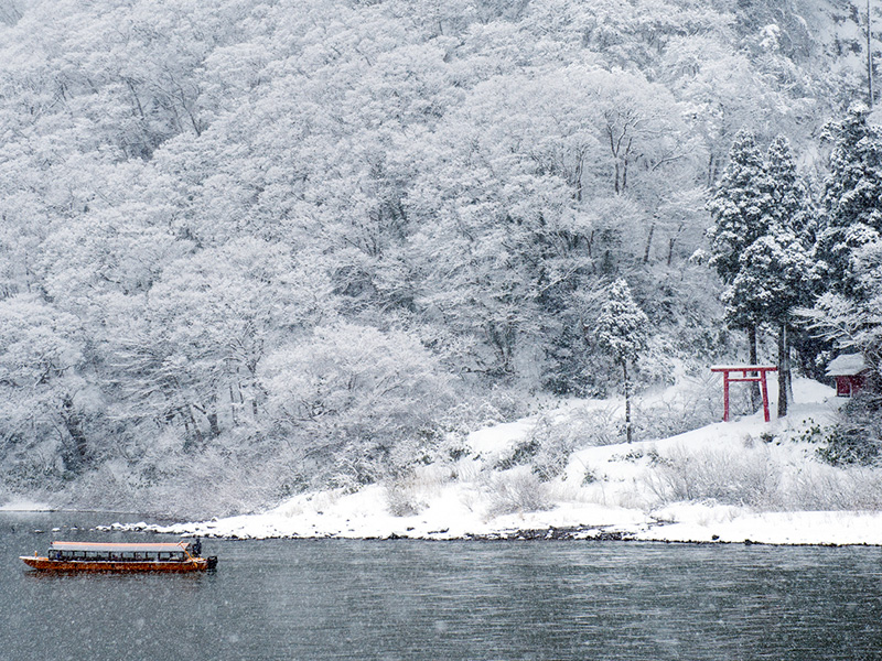 最上川雪見扁舟