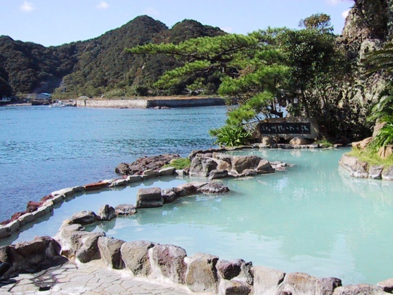 勝浦溫泉